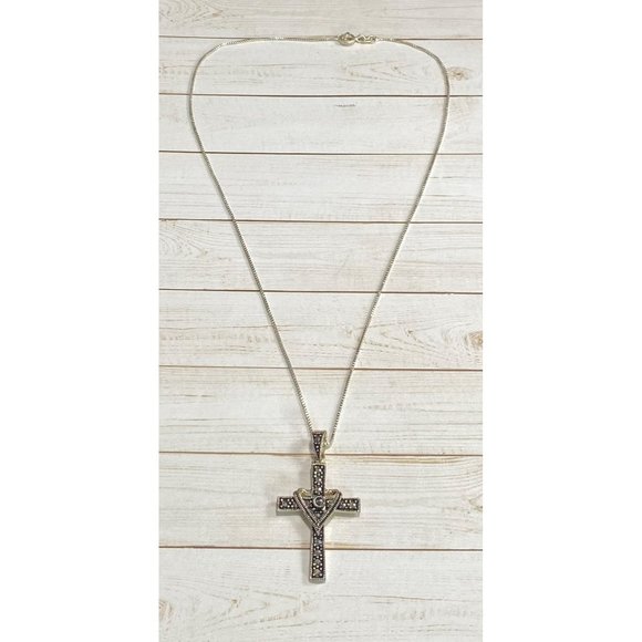 CW Art Deco 925 Marcasite Cross Pendant Chain Link Necklace - Picture 4 of 7